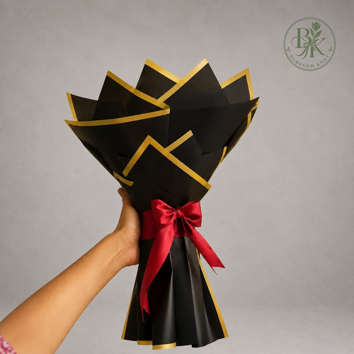 Burgundy Noir – Ribbon Rose Bouquet